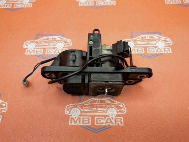 Ручка открытия багажника MERCEDES-BENZ S-класс W220 (1998 - 2005) — Разборка Мерседес