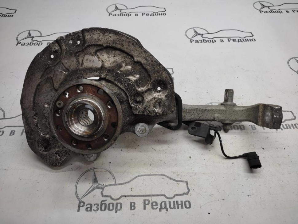 Кулак поворотный передний левый MERCEDES-BENZ GLC-класс X253 (2015 - 2019) фото 1 — Разборка Мерседес