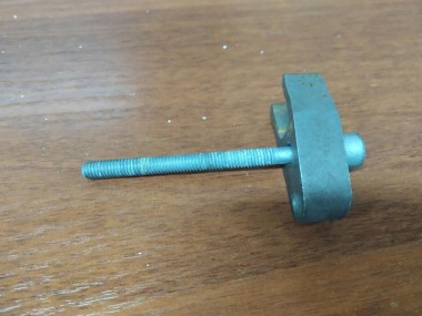 Кронштейн крепления форсунок MERCEDES-BENZ M-класс W164 (2005 - 2008) — Разборка Мерседес