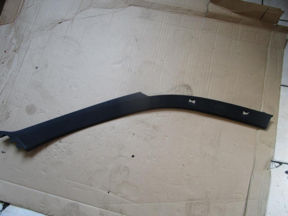 Накладка передней стойки MERCEDES-BENZ E-класс W210/S210 (1995 - 1999) фото 1 — Разборка Мерседес