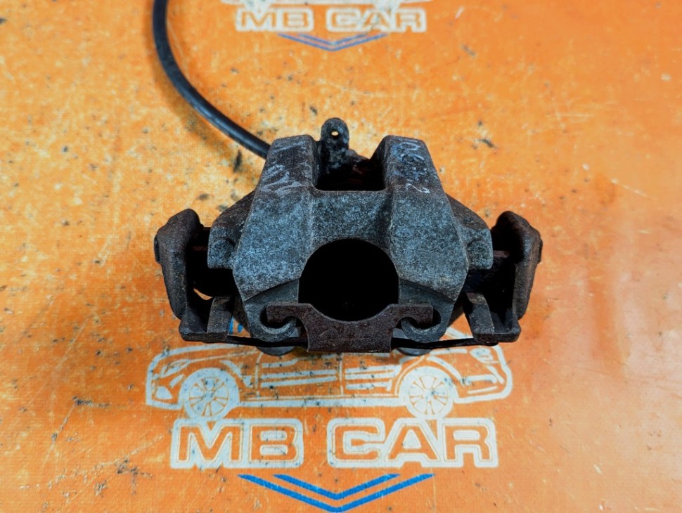 Суппорт задний правый MERCEDES-BENZ S-класс W220 (1998 - 2005) фото 1 — Разборка Мерседес