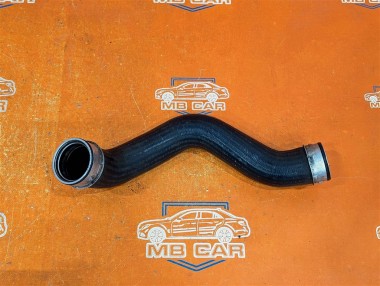 Патрубок интеркулера MERCEDES-BENZ E-класс W211/S211 (2002 - 2006) — Разборка Мерседес