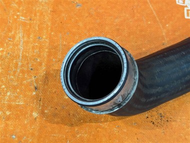 Патрубок интеркулера MERCEDES-BENZ E-класс W211/S211 (2002 - 2006) — Разборка Мерседес