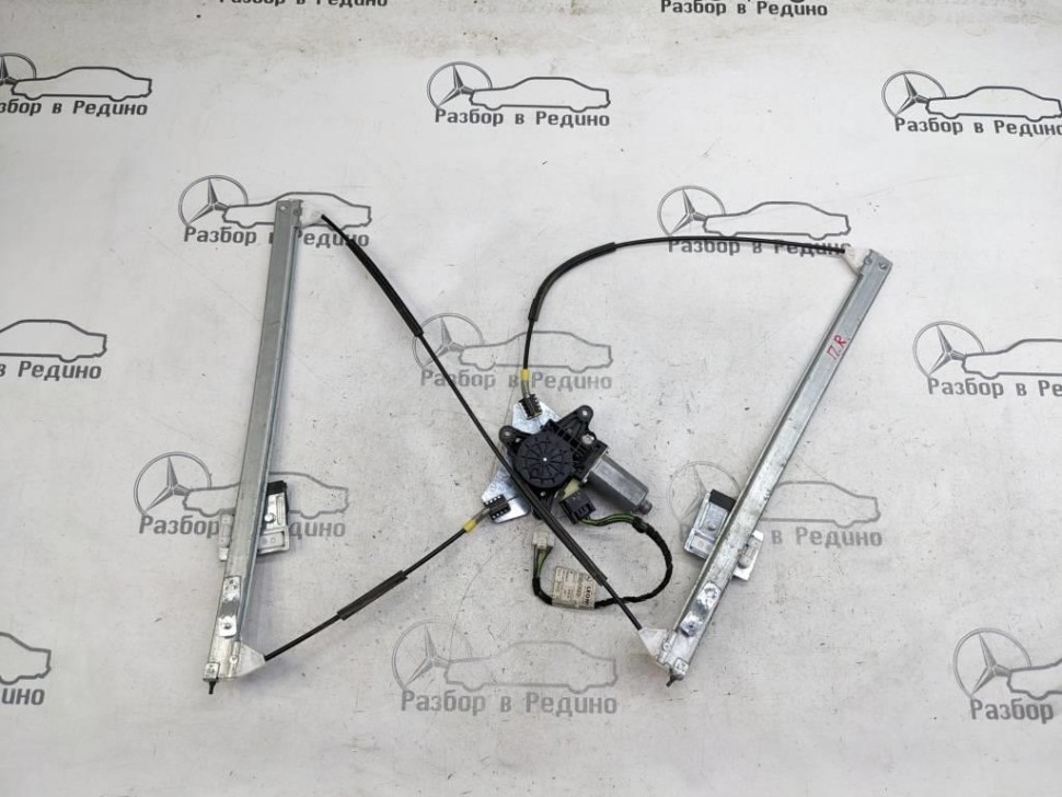 Стеклоподъемник передний правый MERCEDES-BENZ Vito W639 (2003 - 2010) фото 1 — Разборка Мерседес