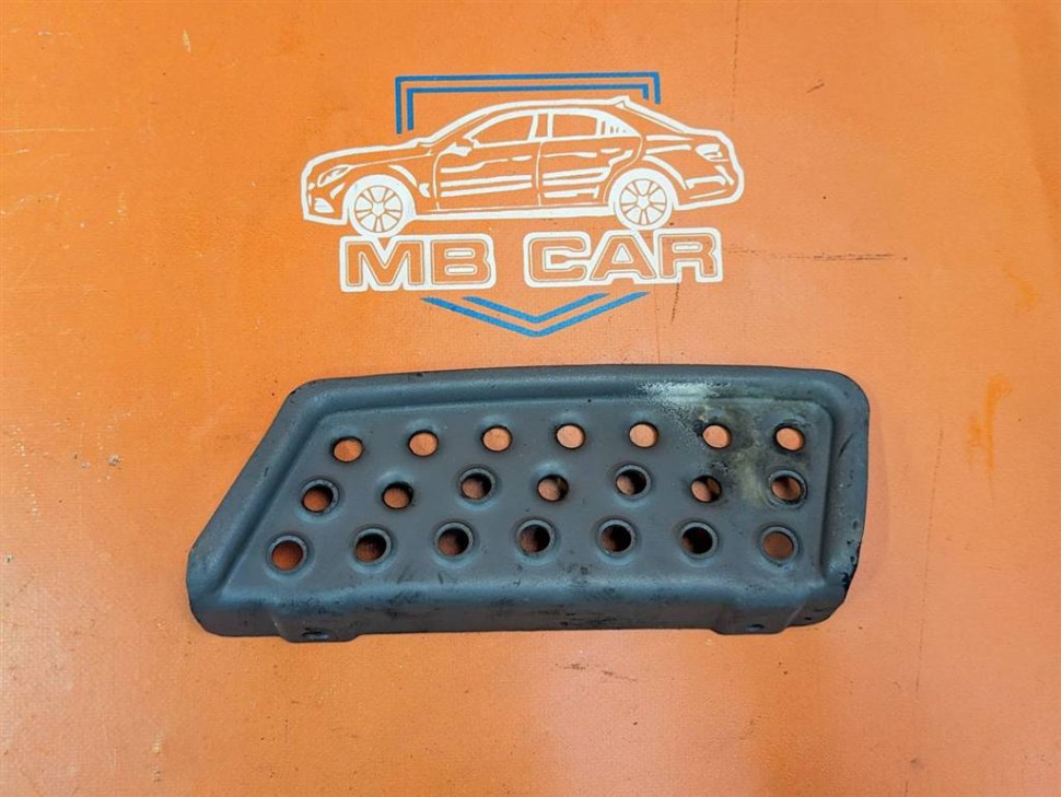 Подножка MERCEDES-BENZ Sprinter W901-905 (1995 - 2006) фото 1 — Разборка Мерседес