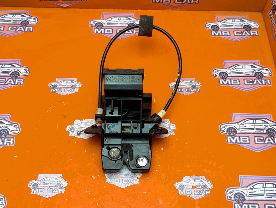 Замок багажника MERCEDES-BENZ C-класс W203/S203/CL203 (2000 - 2004) фото 1 &mdash; Разборка Мерседес