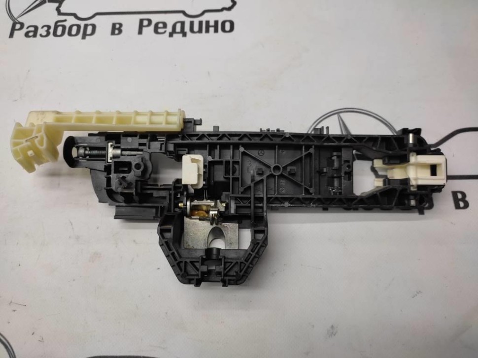 Ответная часть замка двери MERCEDES-BENZ CLS-класс C218/X218 (2010 - 2014) фото 1 — Разборка Мерседес