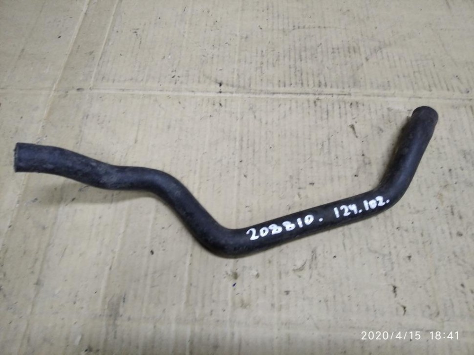 Патрубок ОЖ MERCEDES-BENZ W124 W124/S124/C124/A124 (1984 - 1993) фото 1 &mdash; Разборка Мерседес