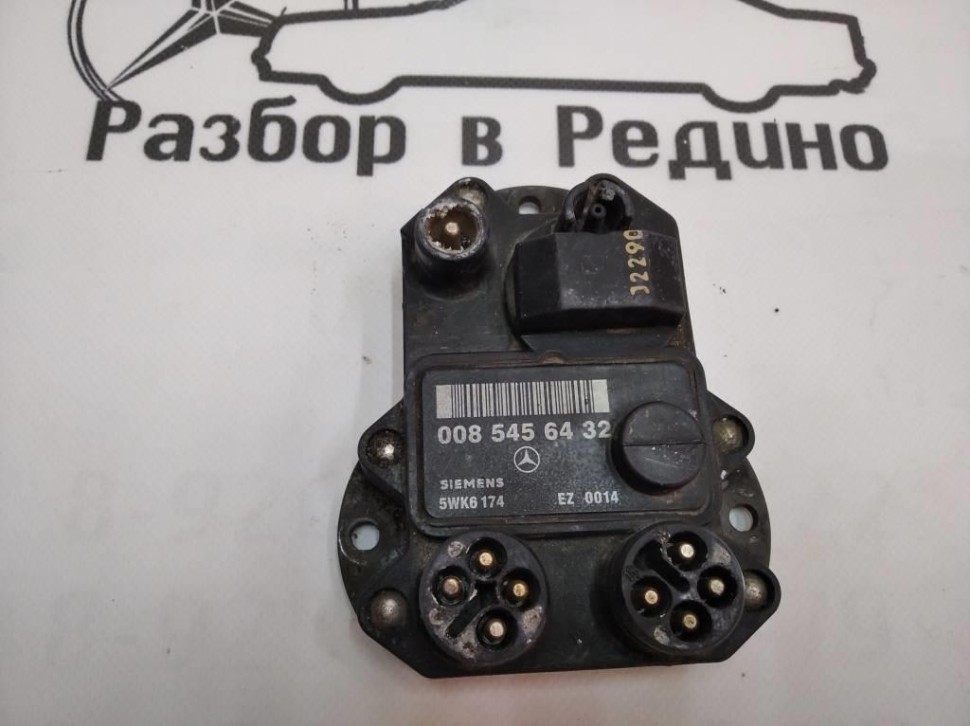 Коммутатор зажигания MERCEDES-BENZ W124 W124/S124/C124/A124 (1984 - 1993) фото 1 — Разборка Мерседес
