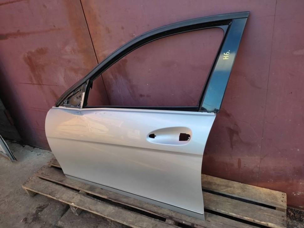 Дверь передняя левая MERCEDES-BENZ C-class w204 фото 1 — Разборка Мерседес