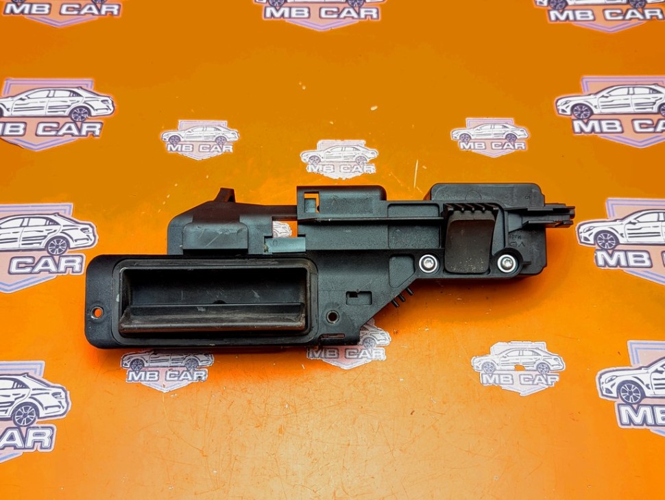 Ручка открытия багажника MERCEDES-BENZ M-класс W163 рестайлинг (2001 - 2005) фото 1 — Разборка Мерседес