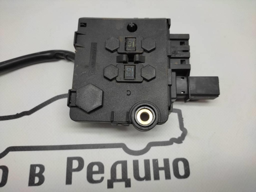 Блок предохранителей MERCEDES-BENZ S-класс W220 (1998 - 2005) фото 1 — Разборка Мерседес