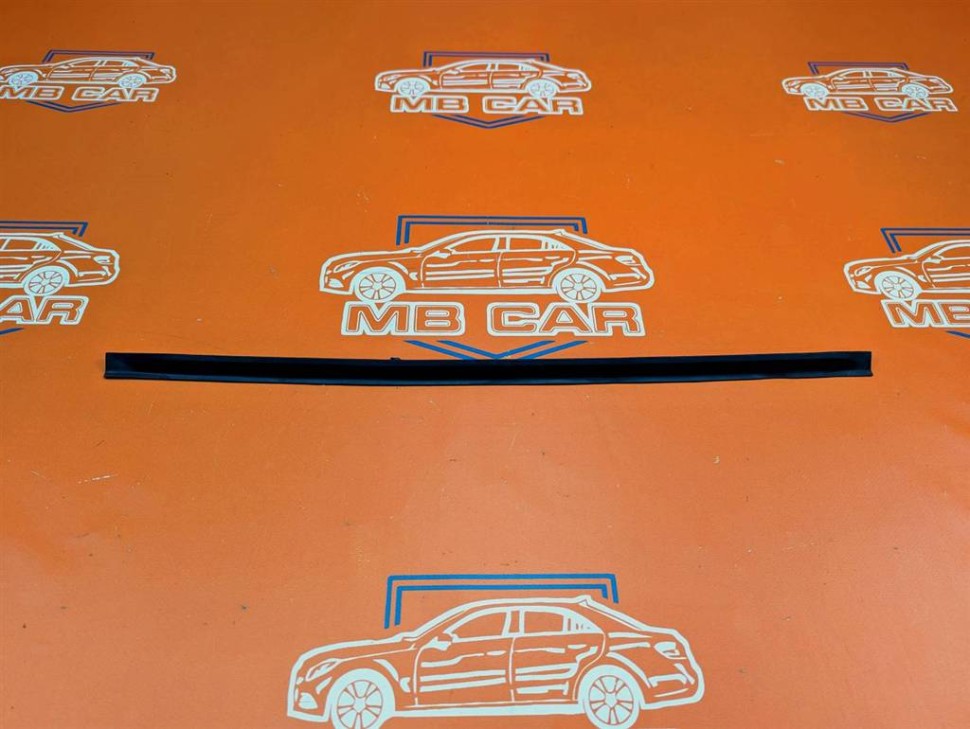 Накладка двери MERCEDES-BENZ C-класс W204/S204/С204 рестайлинг (2011 - 2015) фото 1 — Разборка Мерседес