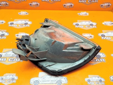 Поворотник левый MERCEDES-BENZ E-класс W124/S124/C124/A124 (1984 - 1997) — Разборка Мерседес