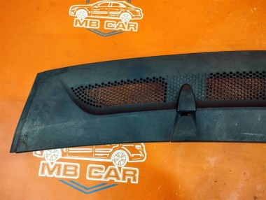 Решетка капота MERCEDES-BENZ A-класс W169 (2004 - 2008) — Разборка Мерседес