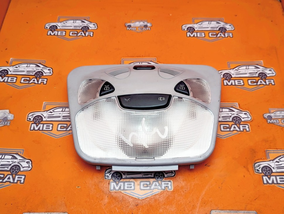 Плафон салона MERCEDES-BENZ C-класс W203/S203/CL203 (2000 - 2004) фото 1 &mdash; Разборка Мерседес