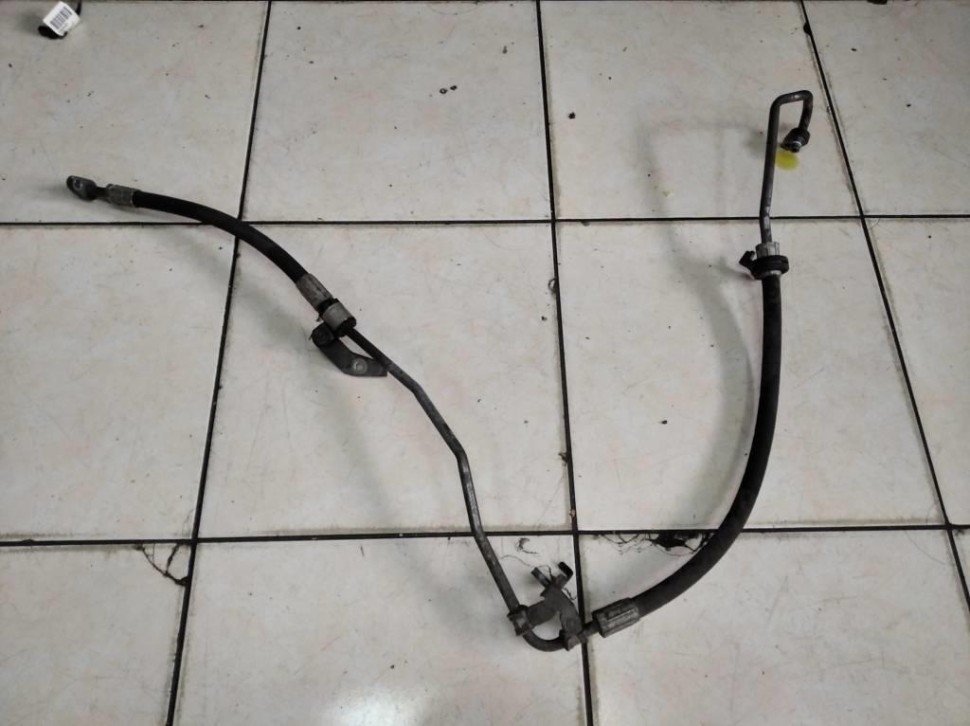 Трубка активного стабилизатора MERCEDES-BENZ GLE-класс AMG W166 (2015 - 2019) фото 1 — Разборка Мерседес