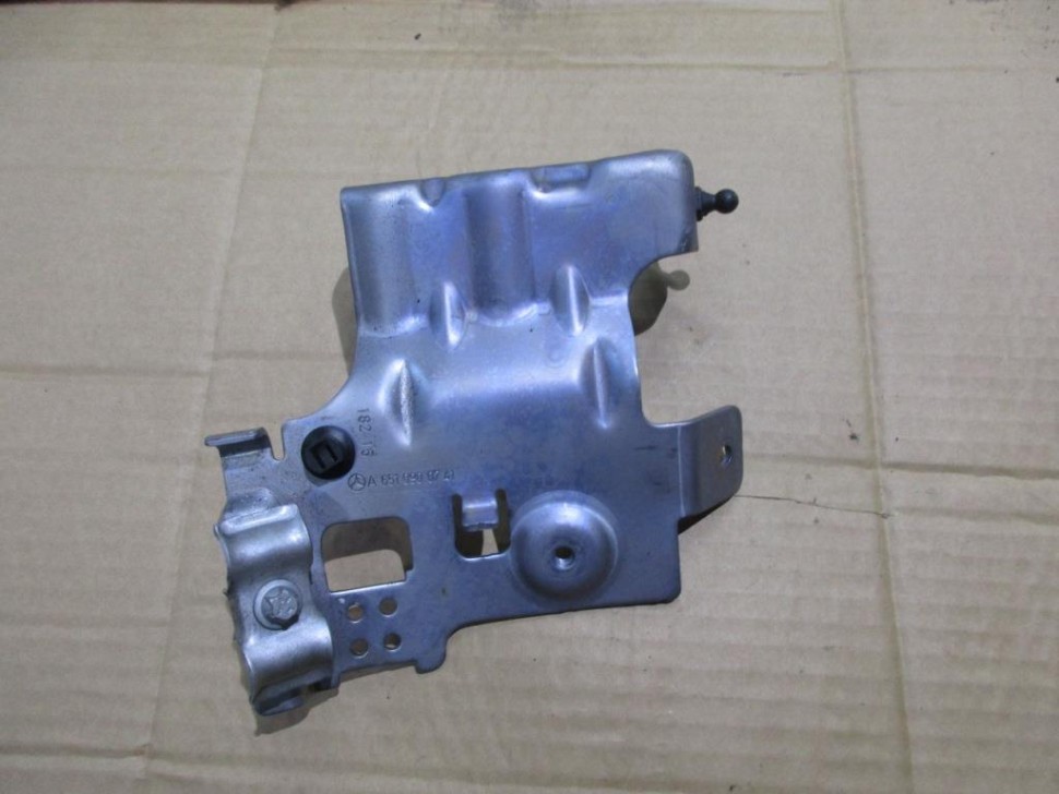 Кронштейн MERCEDES-BENZ E-класс W212/S212/C207/A207 (2009 - 2013) фото 1 — Разборка Мерседес