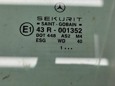 Стекло переднее левое MERCEDES-BENZ C-класс W203/S203/CL203 (2000 - 2004) — Разборка Мерседес