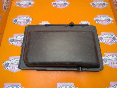 Крышка блока предохранителей MERCEDES-BENZ S-класс W220 (1998 - 2005) &mdash; Разборка Мерседес