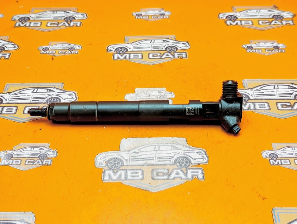Форсунка ДИЗЕЛЬ MERCEDES-BENZ C-класс W205/S205/C205/A205 (2014 - 2018) фото 1 — Разборка Мерседес