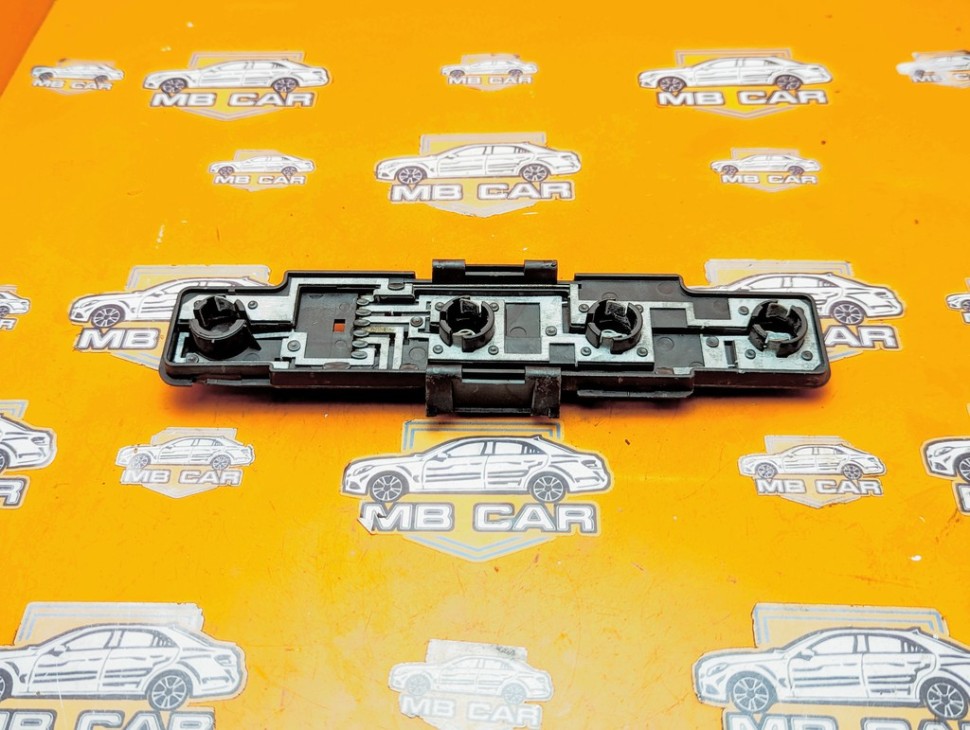 Плата заднего фонаря MERCEDES-BENZ Vito W638 (1996 - 2003) фото 1 — Разборка Мерседес