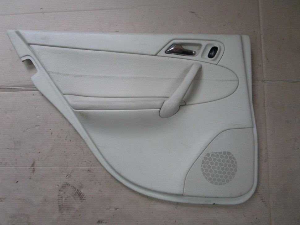 Карта двери задняя левая MERCEDES-BENZ C-класс W203/S203/CL203 рестайлинг (2004 - 2008) фото 1 — Разборка Мерседес