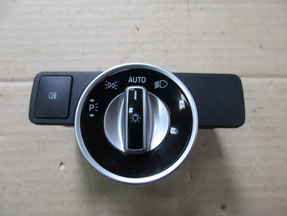 Переключатель света MERCEDES-BENZ E-класс W212/S212/C207/A207 рестайлинг (2013 - 2016) фото 1 — Разборка Мерседес