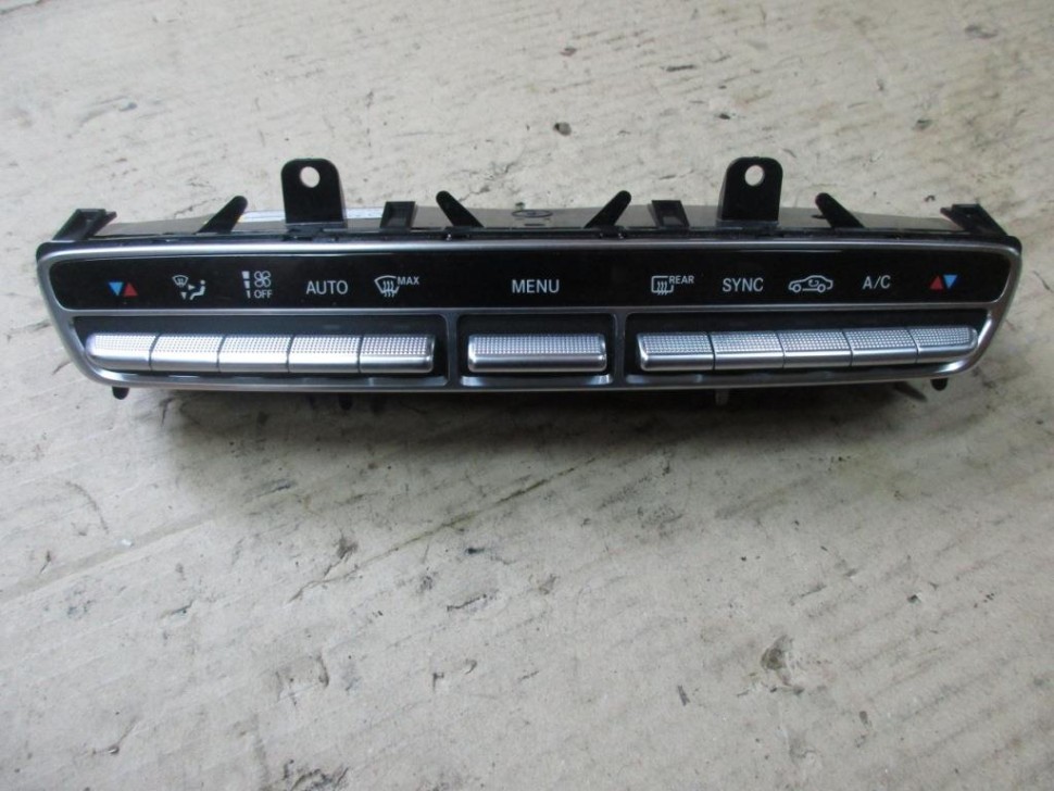 Панель управления климатом MERCEDES-BENZ C-класс W205/S205/C205/A205 (2014 - 2018) фото 1 — Разборка Мерседес