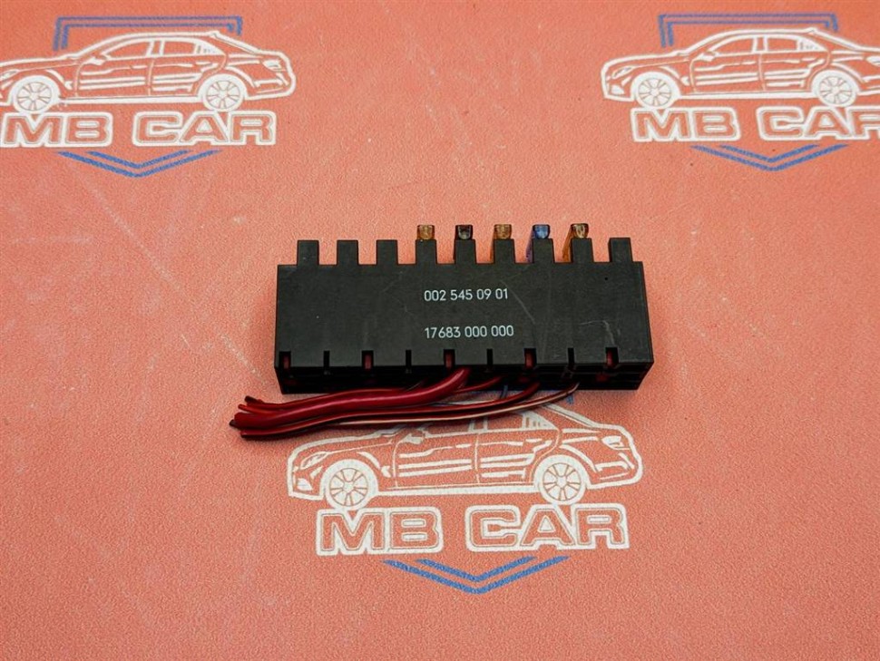 Блок предохранителей MERCEDES-BENZ GL-класс X164 рестайлинг (2009 - 2012) фото 1 — Разборка Мерседес