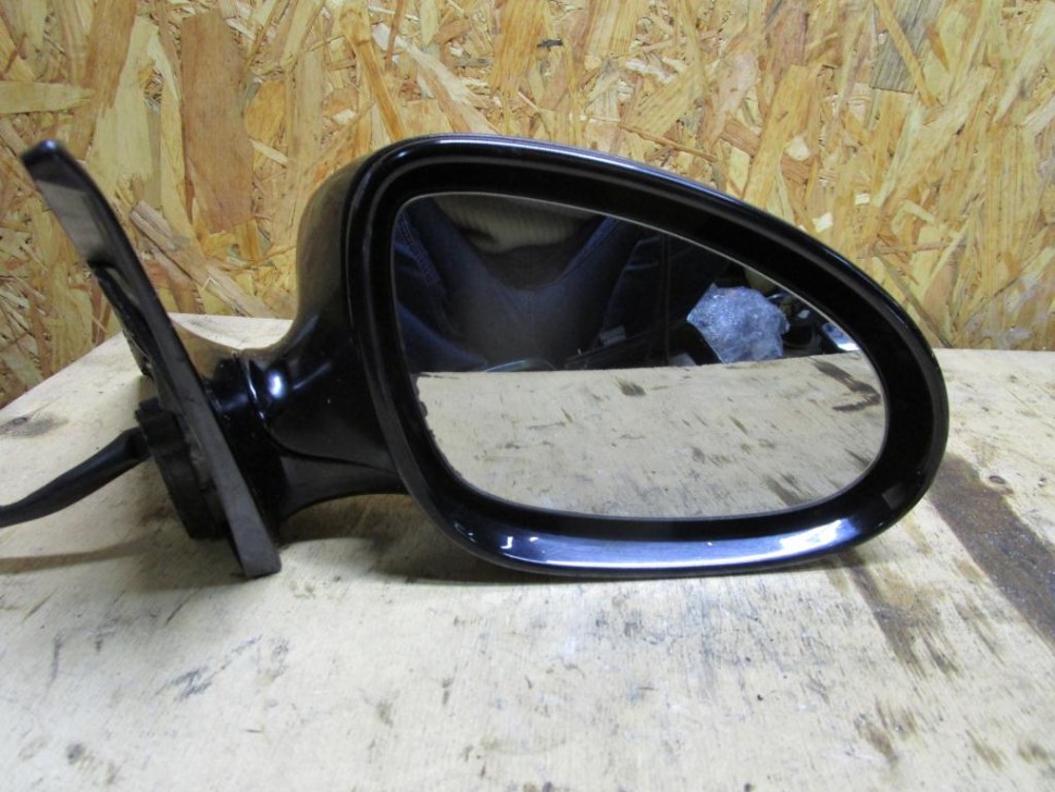 Зеркало правое MERCEDES-BENZ CLS-класс C219 (2004 - 2008) фото 1 — Разборка Мерседес