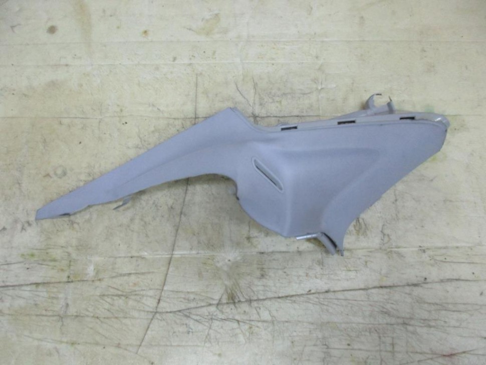 Накладка задней стойки MERCEDES-BENZ CLS-класс C218/X218 рестайлинг (2014 - 2017) фото 1 — Разборка Мерседес