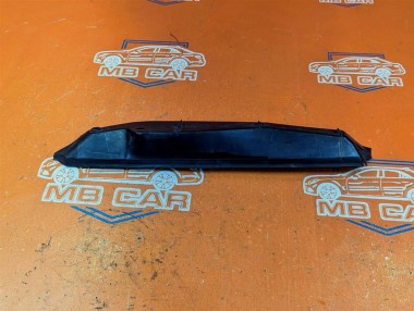 Пыльник крыла MERCEDES-BENZ C-класс W204/S204 (2006 - 2011) — Разборка Мерседес