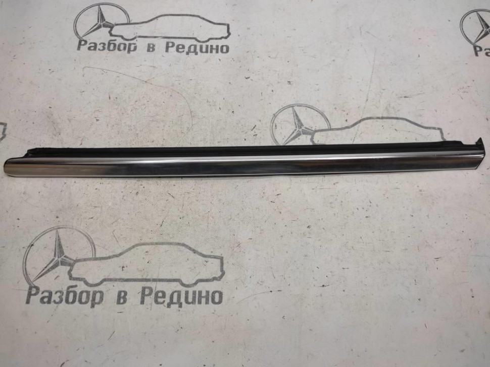 Молдинг заднего стекла MERCEDES-BENZ R-класс W251 (2005 - 2007) фото 1 — Разборка Мерседес
