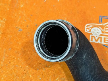 Патрубок интеркулера MERCEDES-BENZ C-класс W203/S203/CL203 (2000 - 2004) — Разборка Мерседес