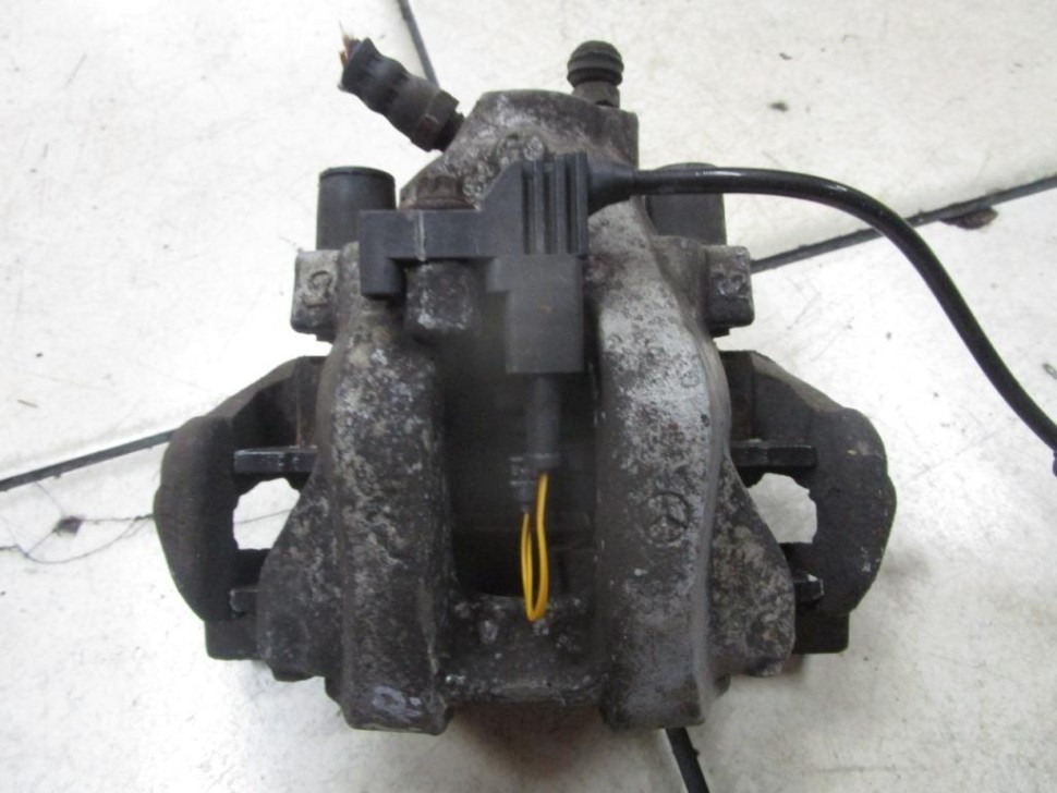 Суппорт задний правый MERCEDES-BENZ E-класс W212/S212/C207/A207 рестайлинг (2013 - 2016) фото 1 — Разборка Мерседес