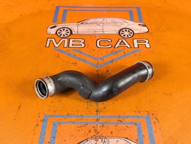 Патрубок интеркулера MERCEDES-BENZ C-класс W203/S203/CL203 рестайлинг (2004 - 2008) C 220 CDI 2.2 AT (150 л.с.) &mdash; Разборка Мерседес
