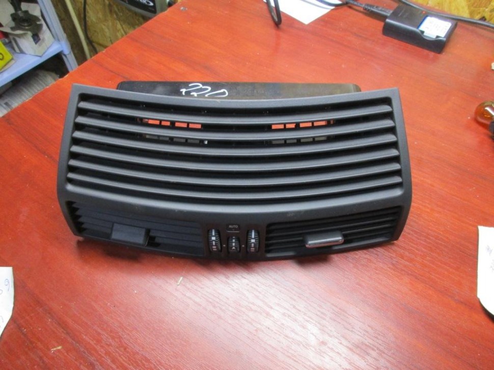 Воздуховод центральный MERCEDES-BENZ S-класс W220 рестайлинг (2002 - 2005) фото 1 — Разборка Мерседес