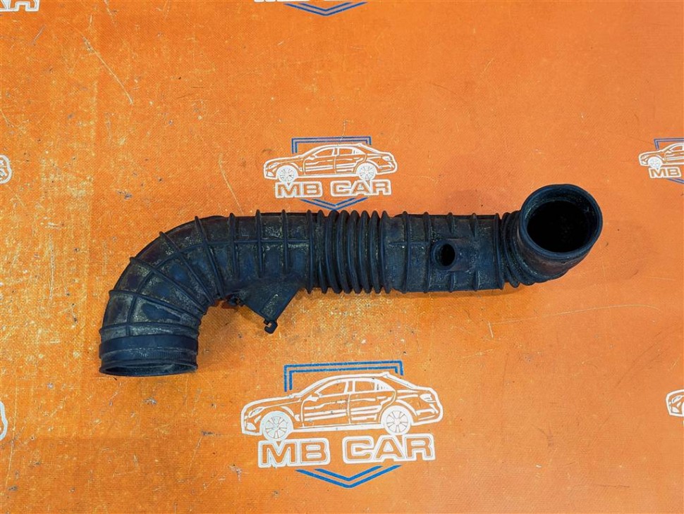 Патрубок турбины MERCEDES-BENZ Vito W639 (2003 - 2010) фото 1 — Разборка Мерседес