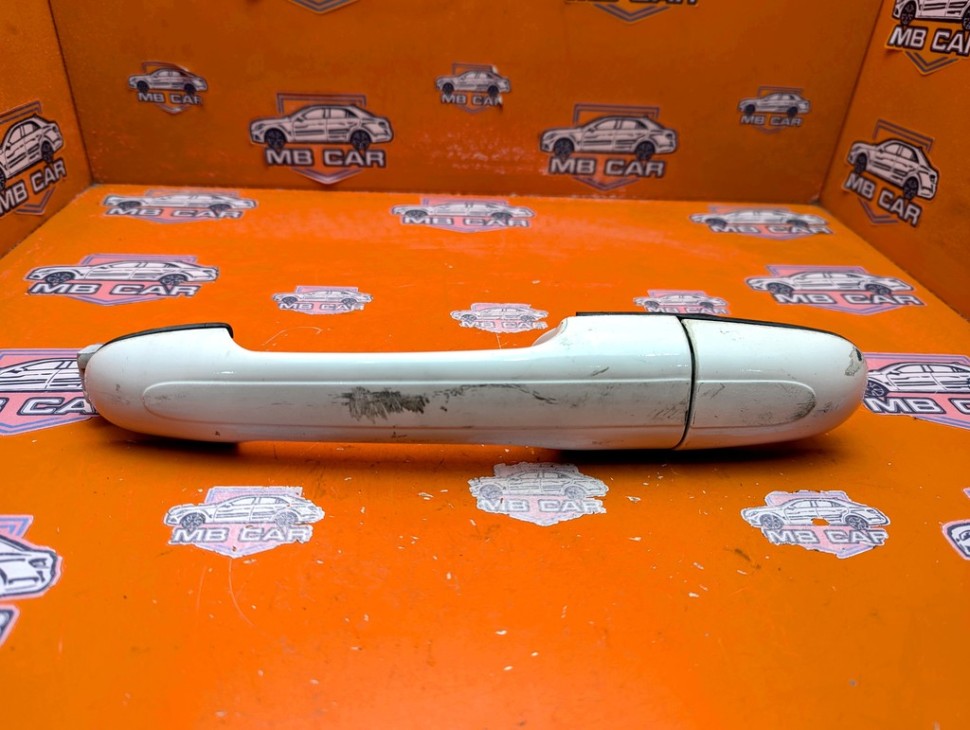 Ручка двери наружняя MERCEDES-BENZ V-класс W639 (2003 - 2014) фото 1 &mdash; Разборка Мерседес