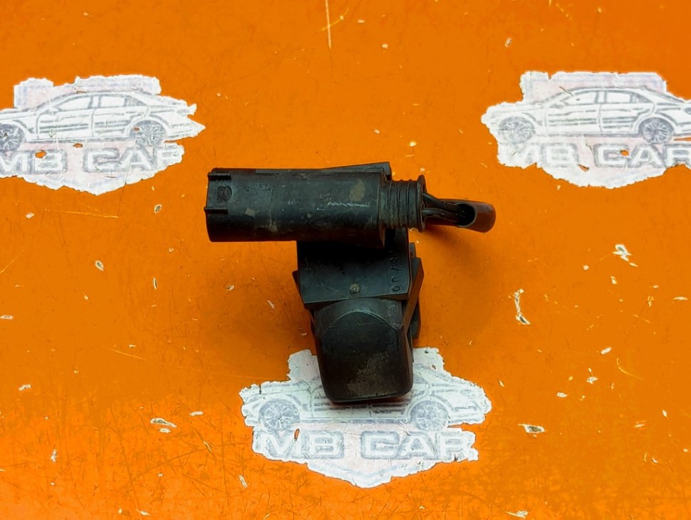 Форсунка омывателя лобового стекла MERCEDES-BENZ E-класс W211/S211 (2002 - 2006) фото 1 &mdash; Разборка Мерседес