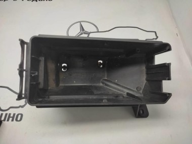 Корпус блока предохранителей MERCEDES-BENZ M-класс W164 (2005 - 2008) — Разборка Мерседес