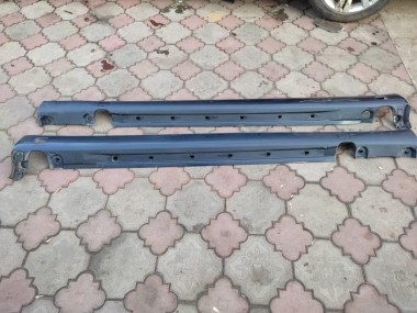 Порог пластиковый правый MERCEDES-BENZ S-класс W220 (1998 - 2005) — Разборка Мерседес