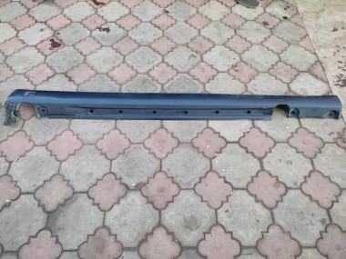 Порог пластиковый правый MERCEDES-BENZ S-класс W220 (1998 - 2005) — Разборка Мерседес