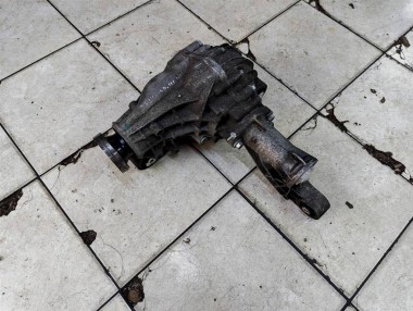 Редуктор передний MERCEDES-BENZ M-класс W164 (2005 - 2008) — Разборка Мерседес