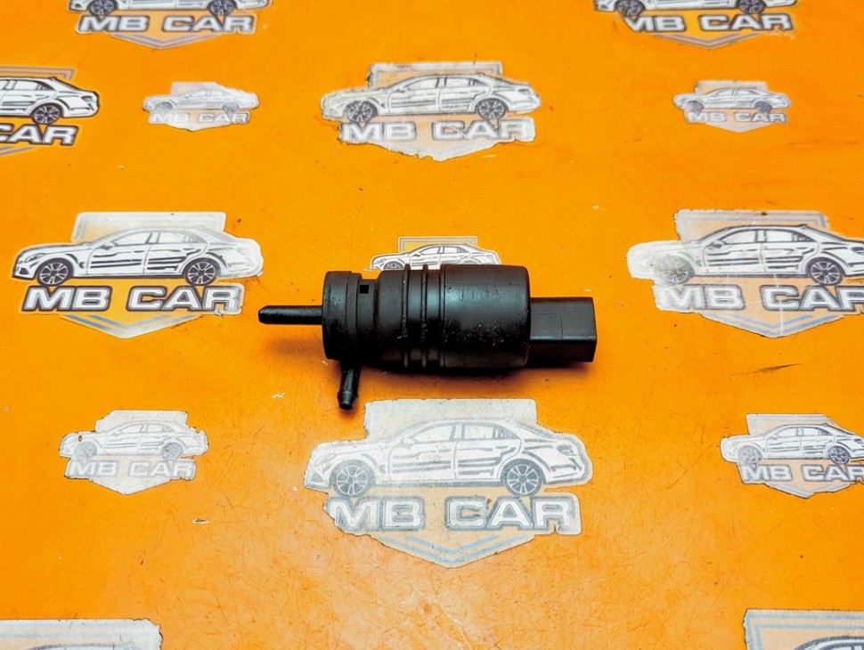 Насос омывателей MERCEDES-BENZ M-класс W163 (1997 - 2001) фото 1 &mdash; Разборка Мерседес