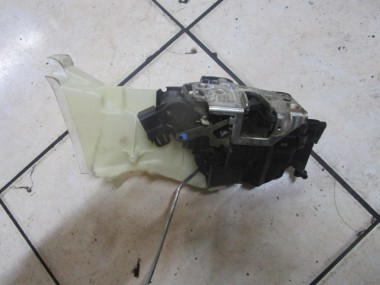 Замок двери передней правой MERCEDES-BENZ E-класс W210/S210 (1995 - 1999) — Разборка Мерседес