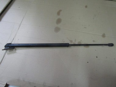 Амортизатор крышки багажника MERCEDES-BENZ V-класс W639 (2003 - 2014) — Разборка Мерседес