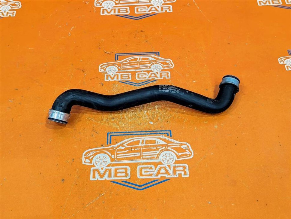 Патрубок радиатора MERCEDES-BENZ C-класс W204/S204 (2006 - 2011) фото 1 — Разборка Мерседес