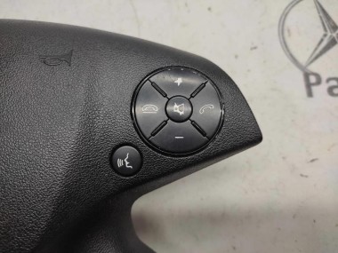 Подушка безопасности в руль MERCEDES-BENZ E-класс W212/S212/C207/A207 (2009 - 2013) — Разборка Мерседес